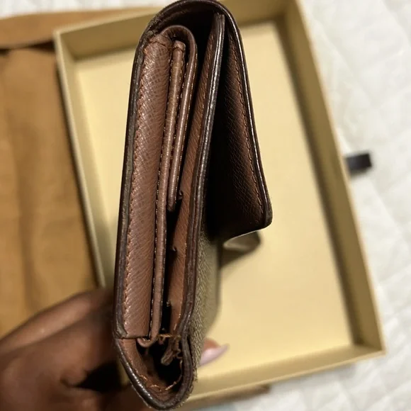 AUTHENTIC VINTAGE LV WALLET - Picture 11 of 12